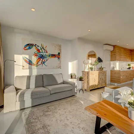 Casa Calmos بيت للعطل *