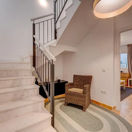 Casa Calmos *